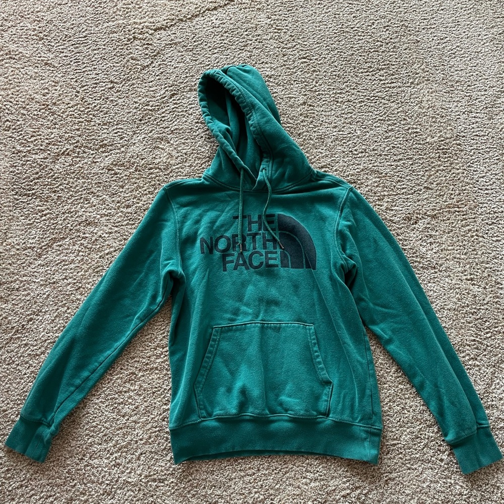 Men’s North Face green hoodie